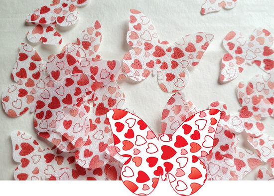 Ēdami vafeles TAURIŅI 77